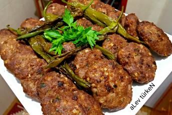 Nefis Pamuk Gibi Kuru Köfte