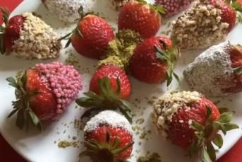 Çikolatalı Çilekler