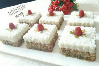 Kıbrıs Tatlısı (Antep Fıstıklı)