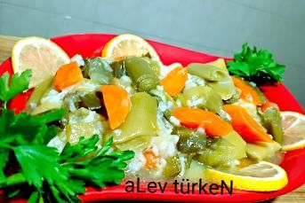 Zeytinyağlı Pırasa Yemeği