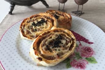 Kıymalı Rulo Börek