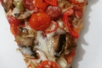 Ev Yapımı Pizza Tarifi