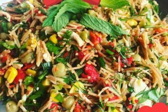 Tavuklu Şehriye Salatası