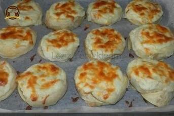 Beşamel Soslu Pırasa Böreği