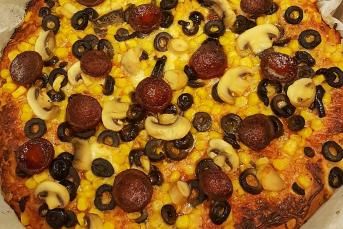 Ev Yapımı Pizza Yapımı