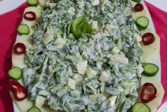 Yoğurtlu Yeşil Elmalı Semizotu Salatası