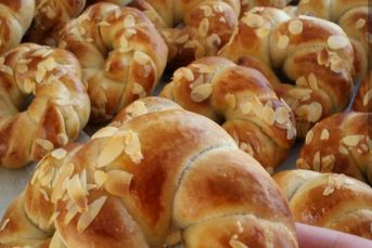 Fıstık Ezmeli Açma