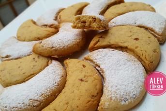 Pastane Usulü Tereyağlı Kavala Kurabiyesi