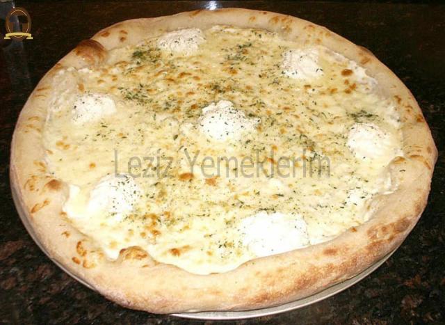 Beyaz Pizza