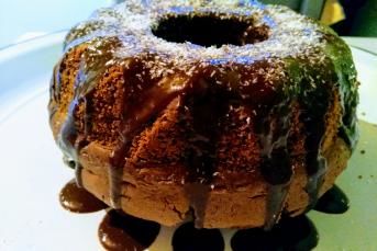 Çikolata Soslu Kek Yapılışı