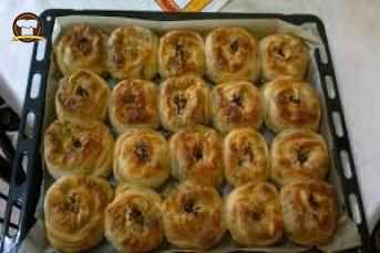 Kıymalı Gül Böreği Yapımı