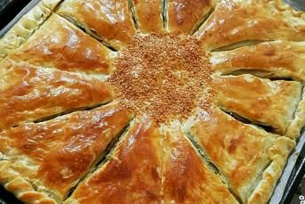 El Açması Göçmen Böreği