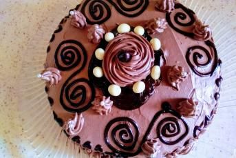 Çikolatalı Yaş Pasta (Aşamalı Anlatım)