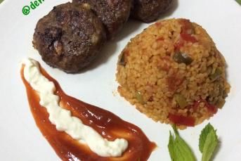 Domatesli Bulgur Pilavı Tarifi