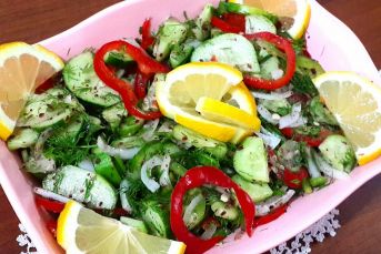 Salatalık Salatası