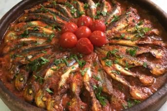 Soslu Güveçte İstavrit