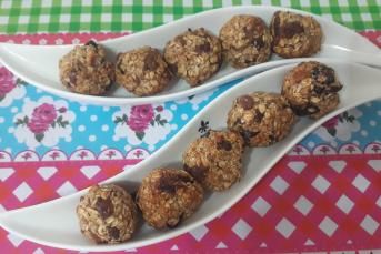 Yulaflı Kuru Meyveli Kurabiye