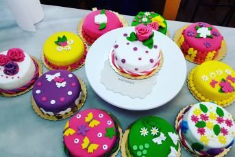 Şefinden Şeker Hamur Kaplamalı Pasta