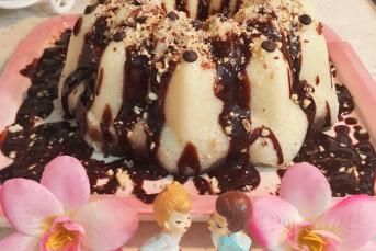 Çift Renkli Sütlü İrmik Tatlısı