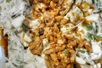 Cevizli Yoğurtlu Semizotu Salatası