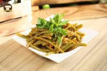 Zeytinyağlı Patlıcanlı Börülce