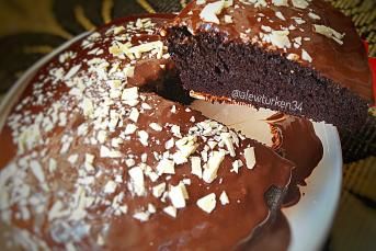 Browni Tadında Nefis Pratik Çikolatalı Kek