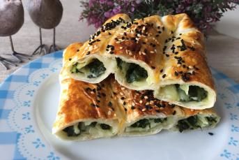 Ispanaklı Sarma Börek