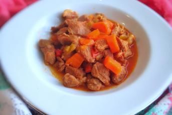 Kuzu Etli Tas Kebabı