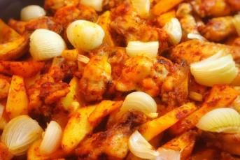 Patatesli Tavuk Tandır