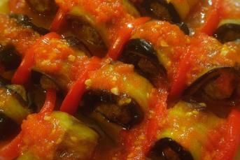 Köfteli Patlıcan Sarma Tarifi