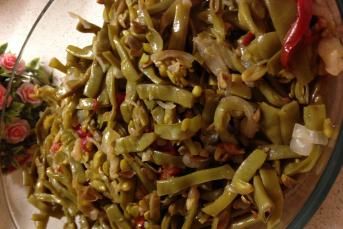 Zeytinyağlı Taze Fasulye (Hepsi Çiğden)