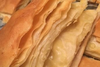 Nişastalı Açma Börek