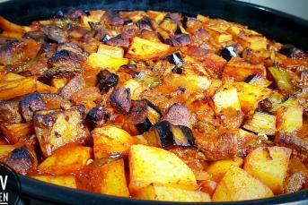 Fırında Nefis Kuşbaşılı Patates Ve Patlıcan Yemeği (Kızartarak)