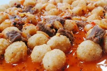 Gaziantep Yöresinin Lezzeti Nohutlu Yuvarlama