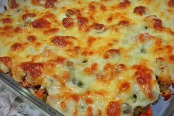 Garnitürlü Beşamel Soslu Tavuk