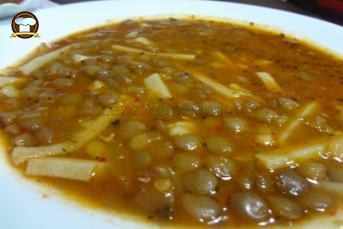 Erişteli Yeşil Mercimek