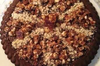 Çikolata Krokanlı Kek