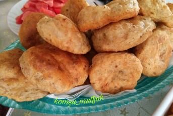 Baharatlı Mayalı Hamur Kızartması