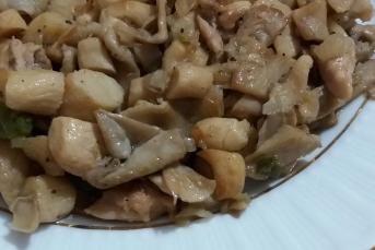 İstiridye Mantarı Sote Tarifi