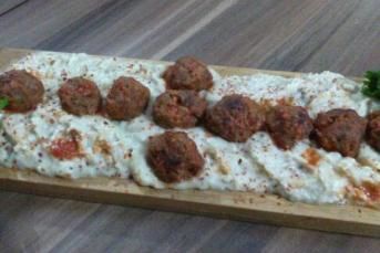 Köfteli Hünkar Beğendi