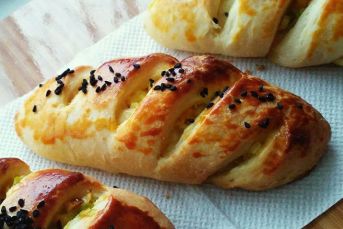 Pırasalı Havuçlu Poğaça