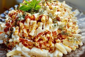Mantı Tadında Nefis Yoğurtlu Makarna (Yalancı Mantı)