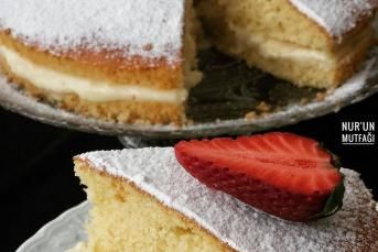 Kayısı Soslu Alman Pastası