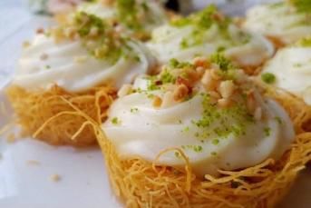 Kadayıf Kasesinde Muhallebi