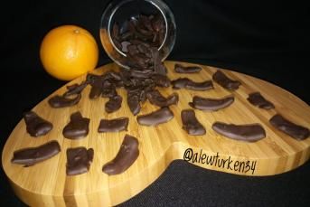 Portakallı Draje Çikolata (Harika Atıştırmalık)