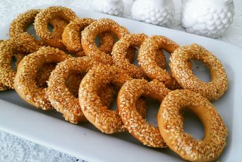 Kıyır Kıyır Susamlı Kurabiye