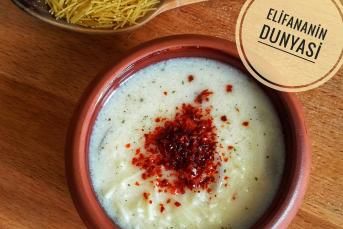 Kemik Suyuna Şehriye Çorbası