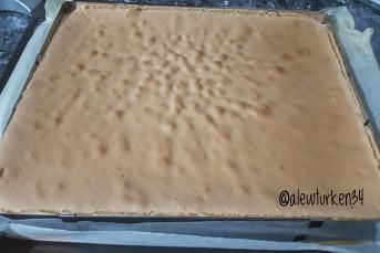 30 Kişilik Pasta İçin Pandispanya