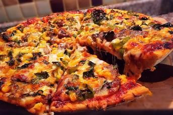 Şeften Spesiyal İtalyan Pizza