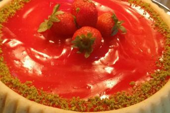 Orman Meyveli Tart Kek